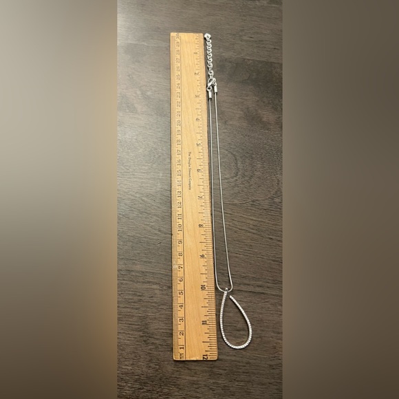 Silver Brighton Necklace with crystal tear drop. - Picture 6 of 6